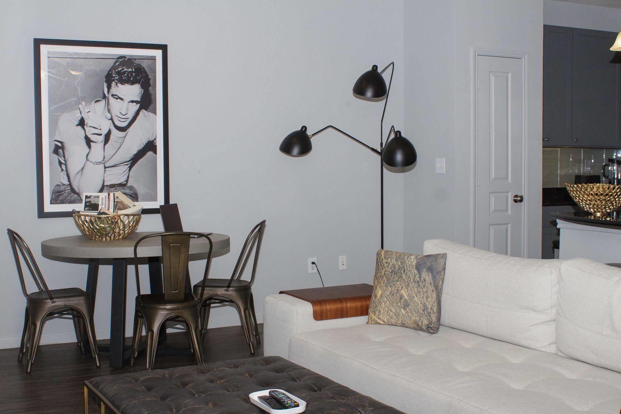 The Guild Music District Red River St Apart otel Austin Dış mekan fotoğraf