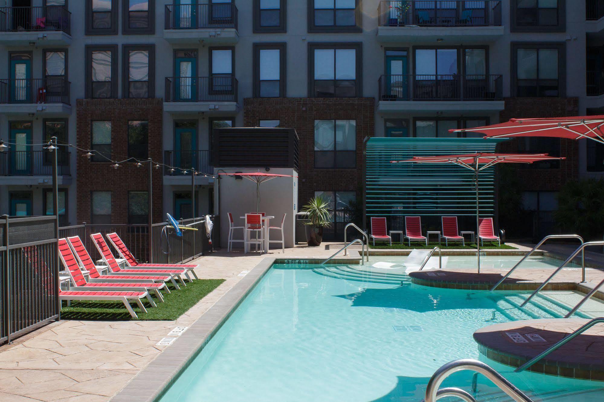 The Guild Music District Red River St Apart otel Austin Dış mekan fotoğraf